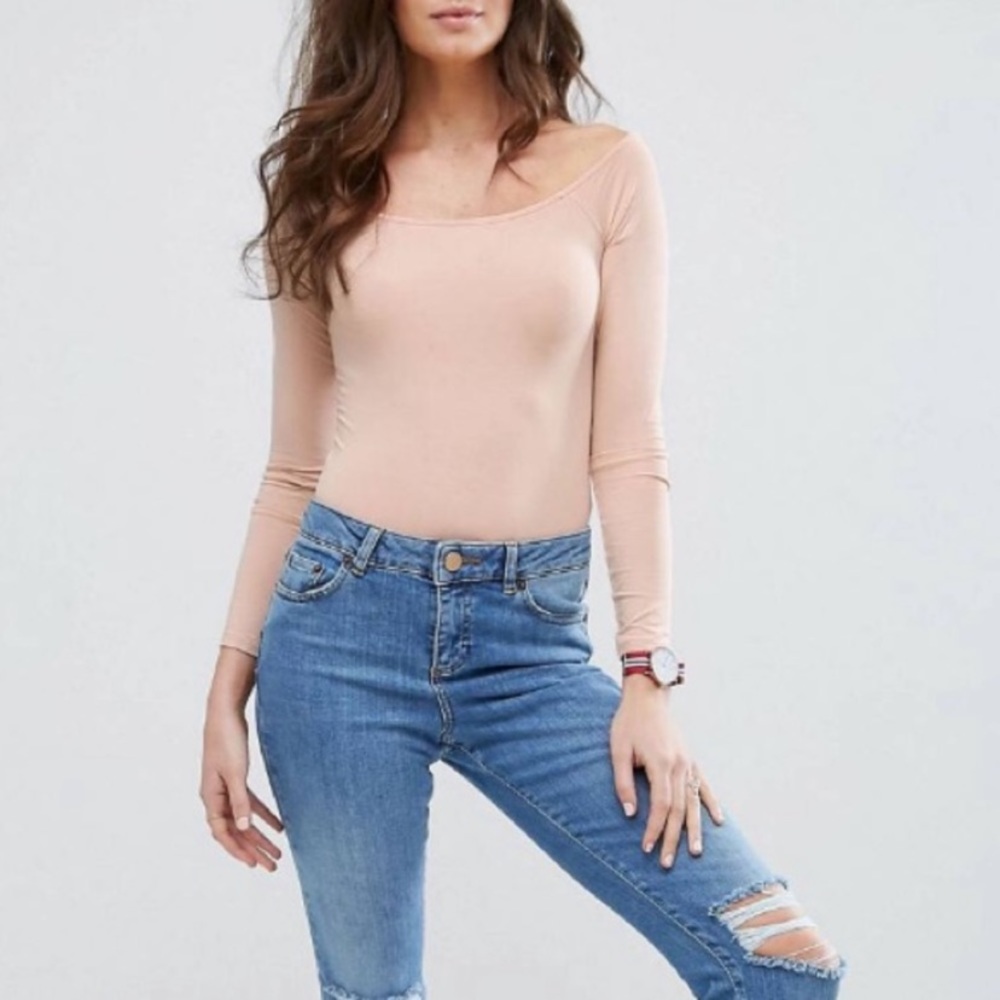5 for $25🎈 ASOS Nude off the shoulder thong bodysuit